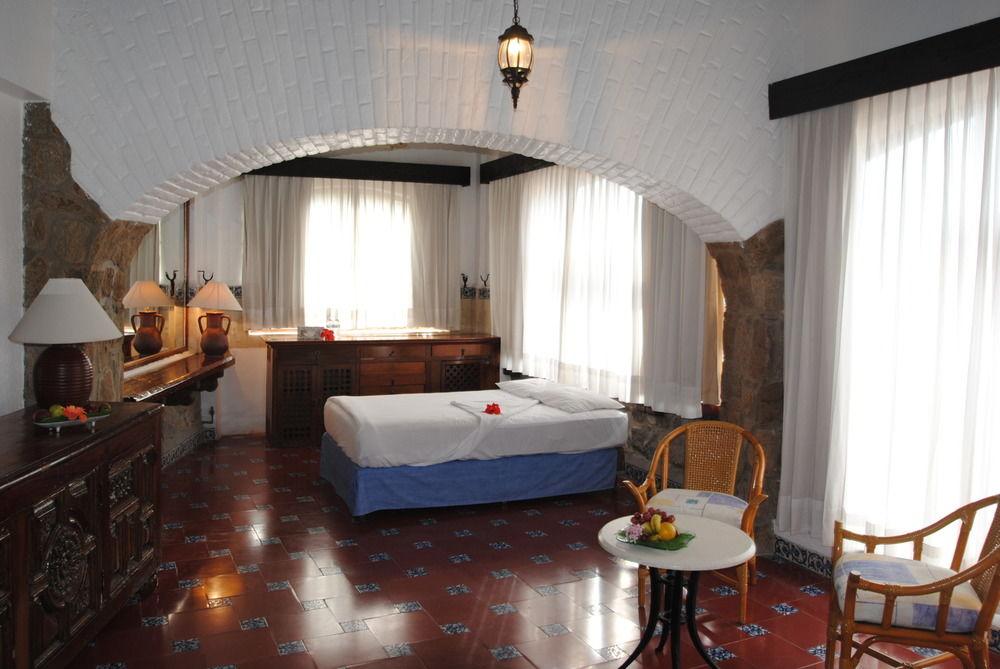 Casa Lisa By B Acapulco Hotel Exterior photo