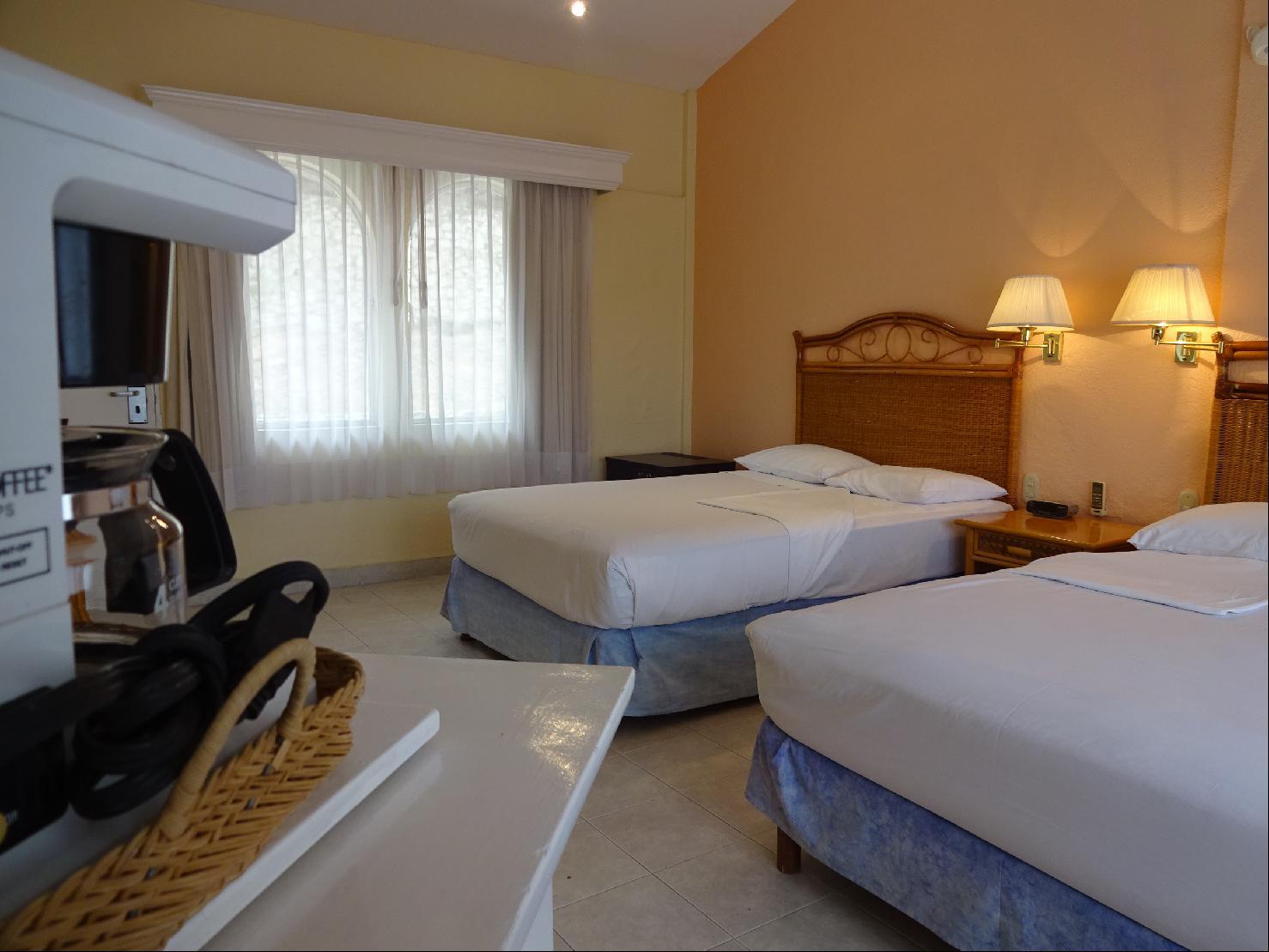 Casa Lisa By B Acapulco Hotel Exterior photo